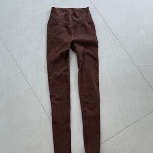 ALO Yoga Women's Brown Leggings